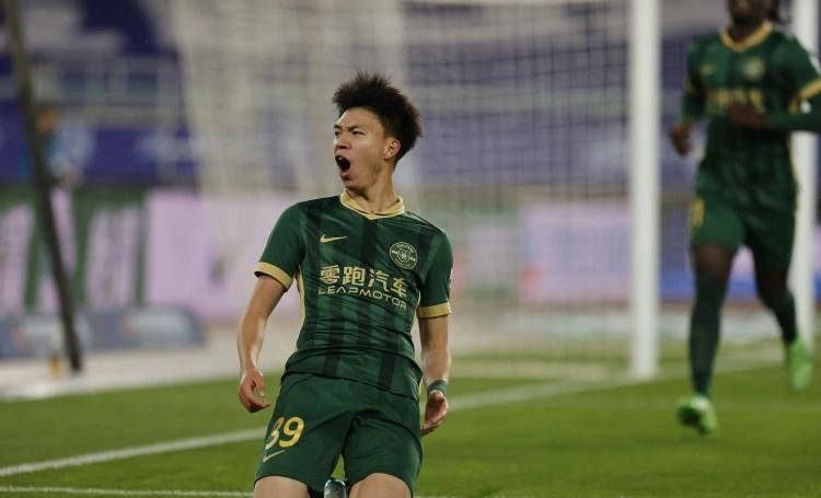 上半场中, 的第