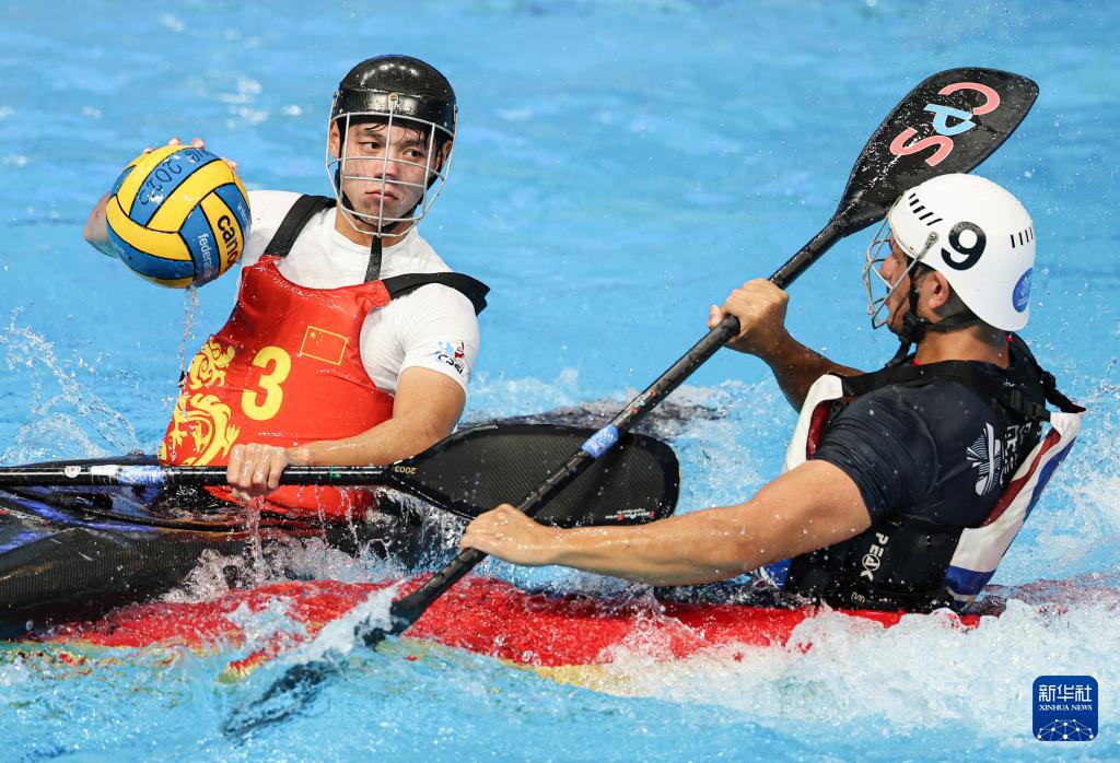 英国队, 与英国队球 英国队, 与英国队球