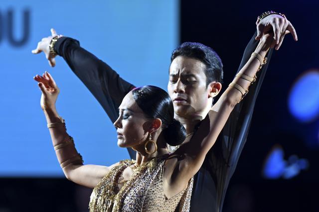 突破, 送人, 秦红 突破, 送人, 秦红