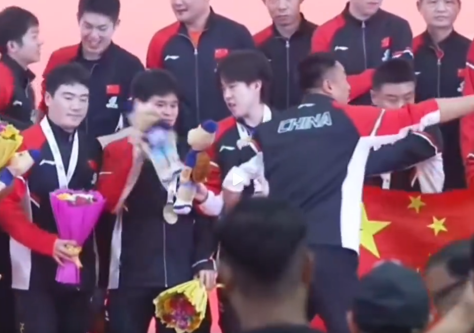 拿自己的吉, TX, lb